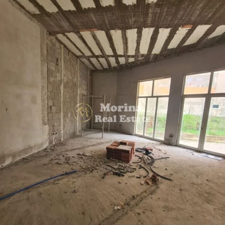 Vendita | Locale Commerciale | Lago Secco | 270000 €