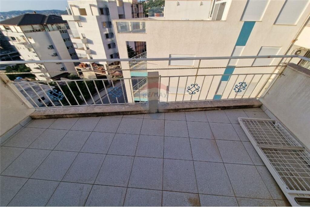 🏖️ Attico – In Vendita | Lungo Mare, Vlorë