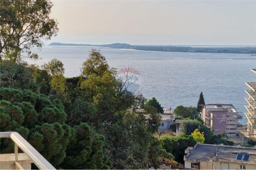 🏖️ Attico – In Vendita | Lungo Mare, Vlorë