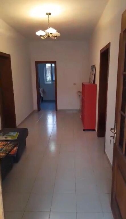 Private house 2+1 for rent in the Lapraka area, on Imzot Mark Sopi street