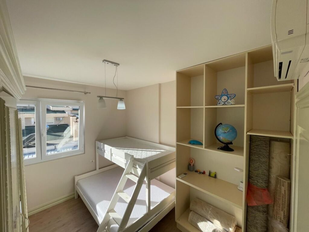 Apartment 3+1 with 2 parking spaces at Dry Lake