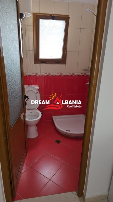 Jepet me qera kati i pare i nje vile ne zonen e Xhamllikut ( ID  4251435 )