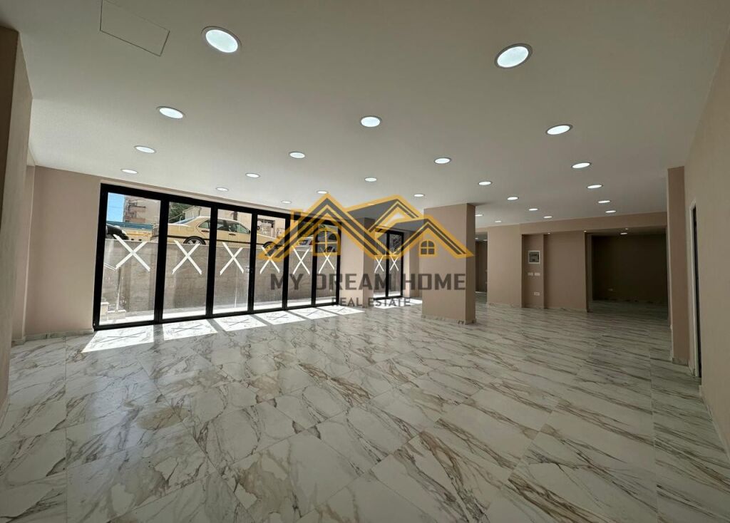 SHITET NJESI BISNESI NE PLAZH TEK PELIKANI DURRES!