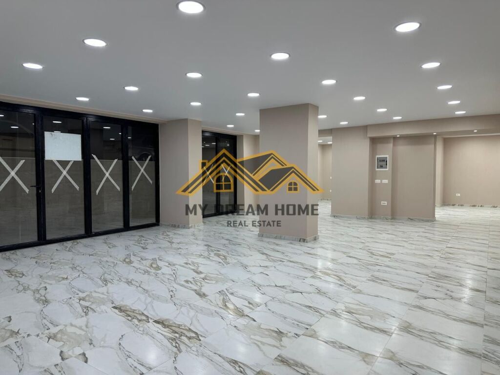 SHITET NJESI BISNESI NE PLAZH TEK PELIKANI DURRES!