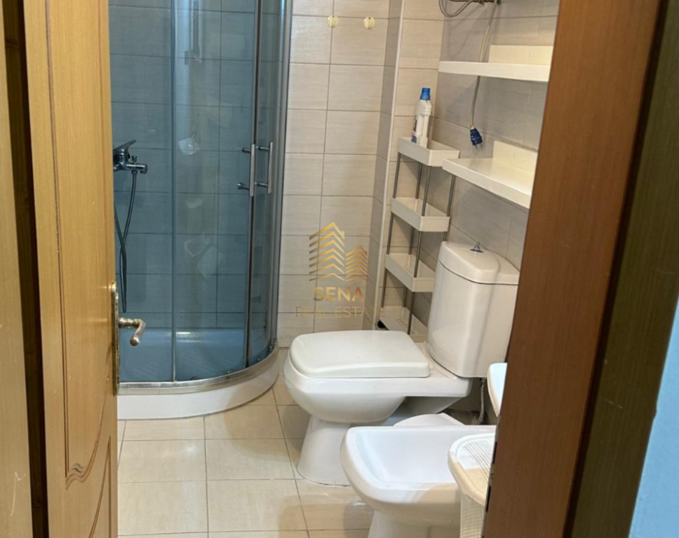 Qira, Apartament, 2+1+blk,Xhamllik, 50,000 Lek/Muaj