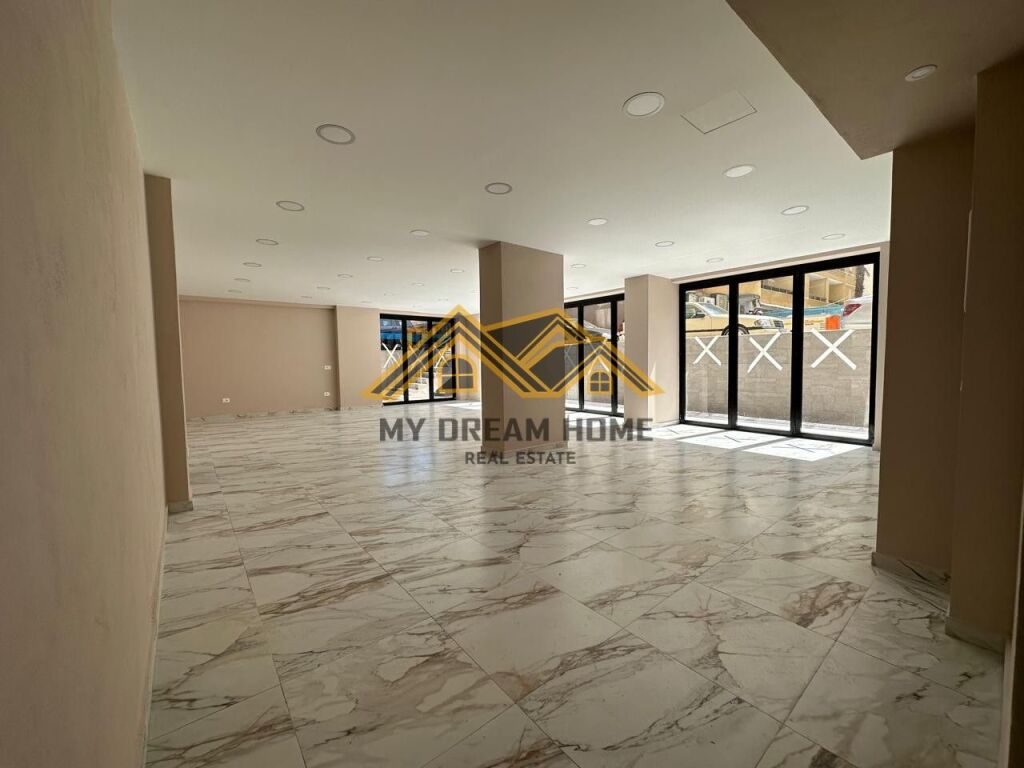 SHITET NJESI BISNESI NE PLAZH TEK PELIKANI DURRES!