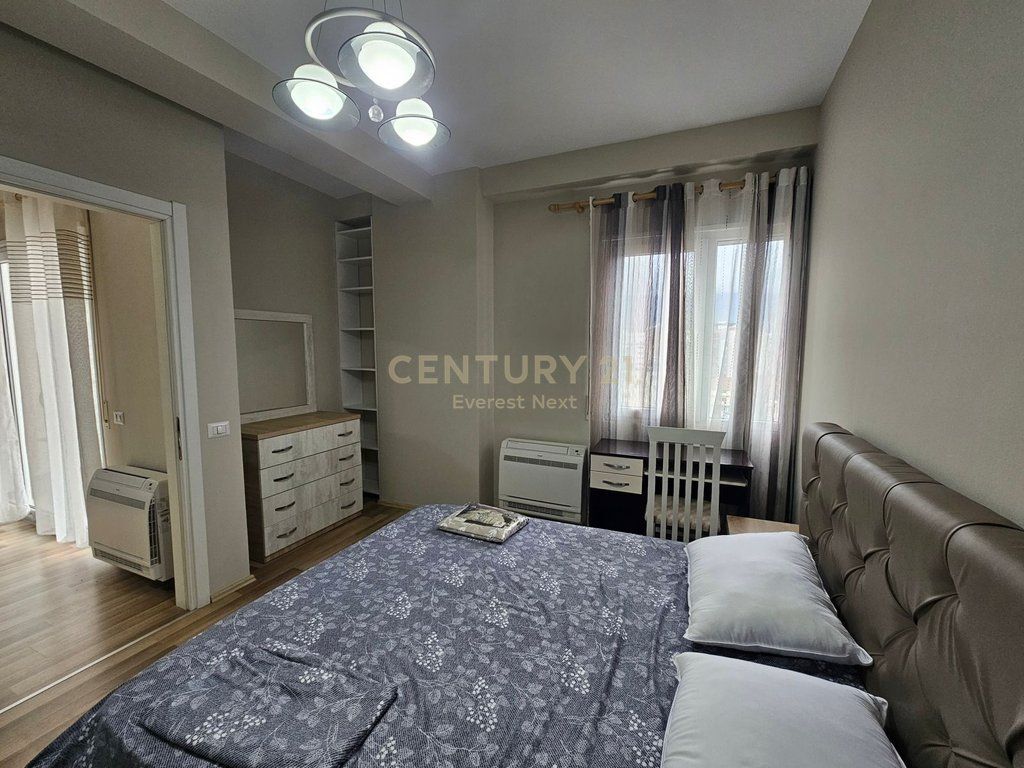 Apartament 1+1 me qira pranë Gjimnazit Partizani