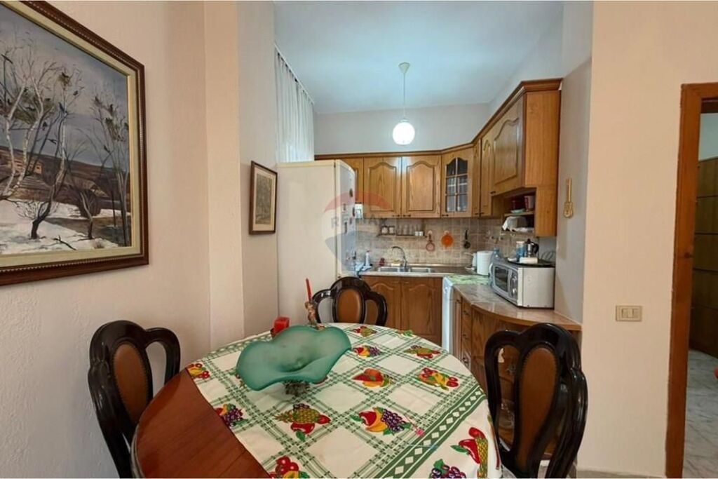 Apartament 3+1 për qira – Brryl