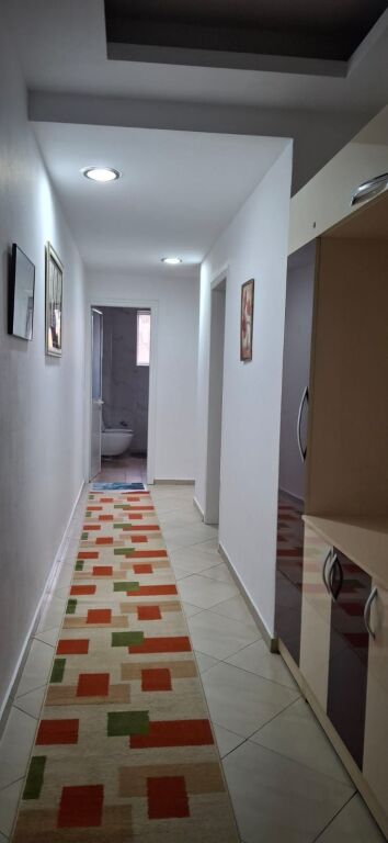 Appartamento 2+1+1 con Balcone in Affitto