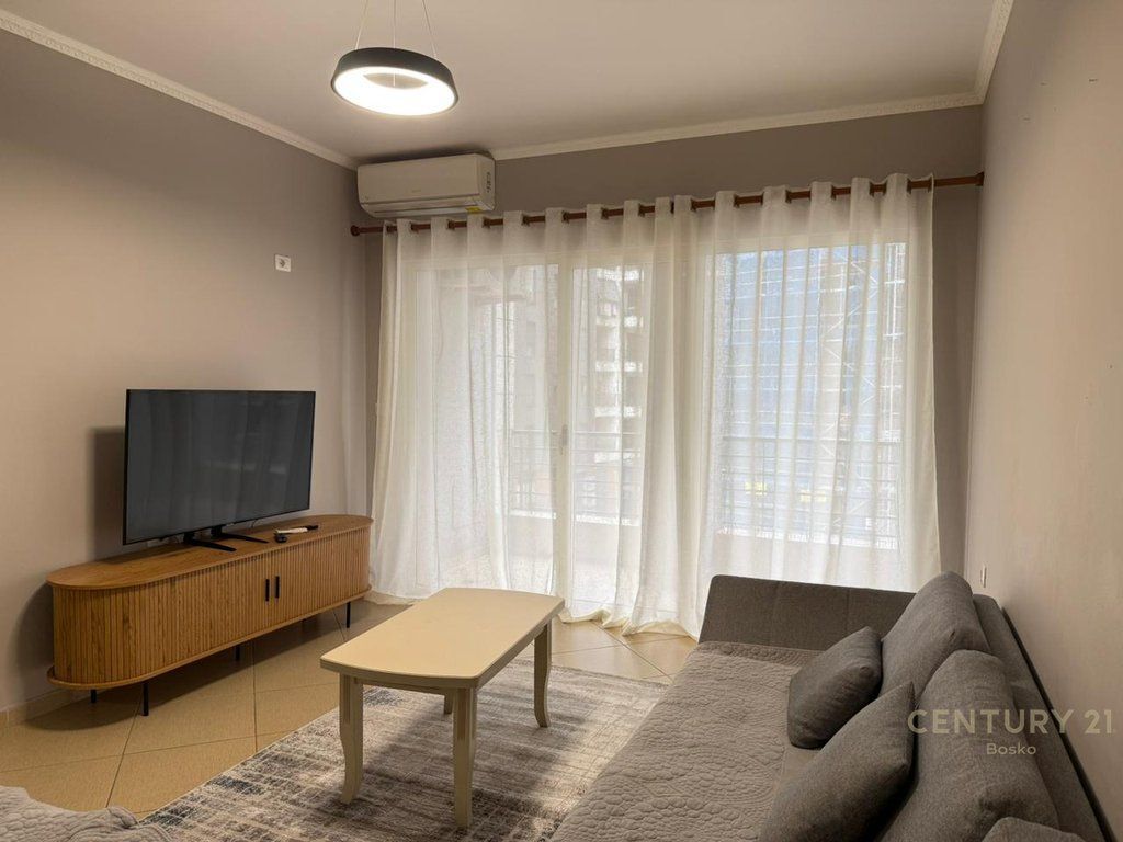 Apartament 2+1+2 per shitje ne Don Bosko