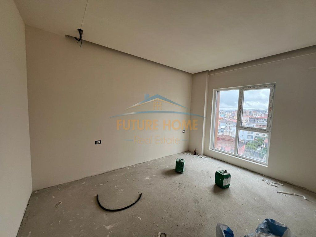 Shitet Apartament 2+1+2, Rruga Jordan Misja, Tiranë