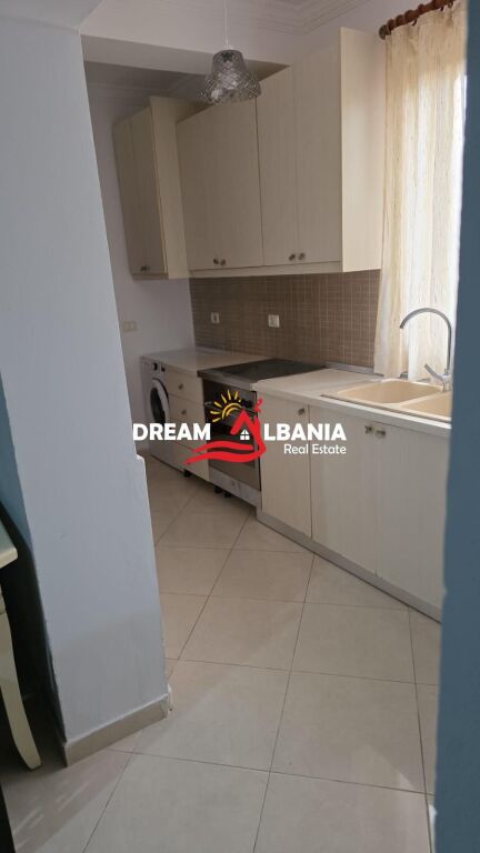 Jepet me qera kati i pare i nje vile ne zonen e Xhamllikut ( ID  4251435 )