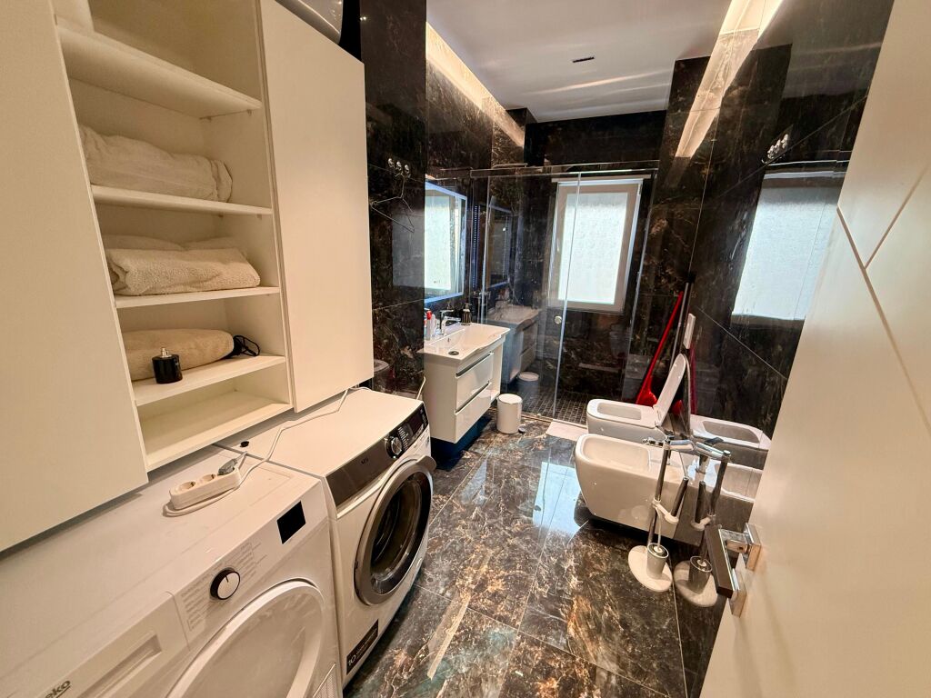 📣 QERA SUPER Apartament 2+1 Me Parking📍 Qendra e Tiranes ✨