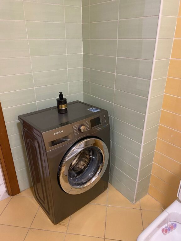 Appartamento 1+1+1 con Balcone in Affitto