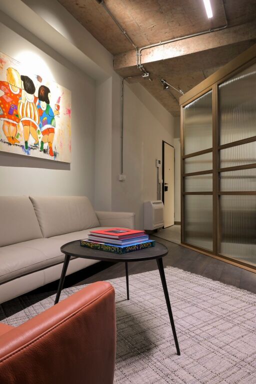 Apartament 1+1 plus parking me qera tek Tirana Garden Building