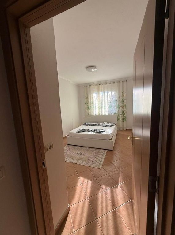 Jepet apartament me qera 2+1 +2Astir