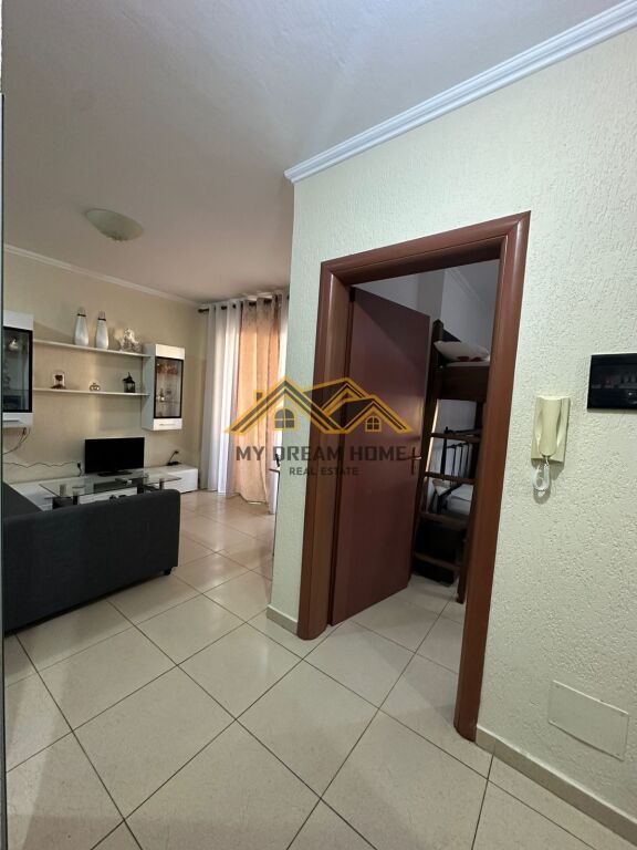 Apartament 1+1 Me Qira në Plazh Durrës!