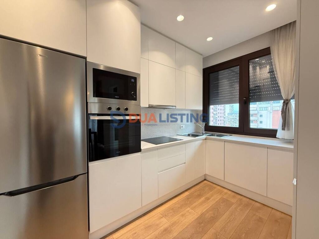 We offer for rent modern duplex 3+1+3 Barricade Street!