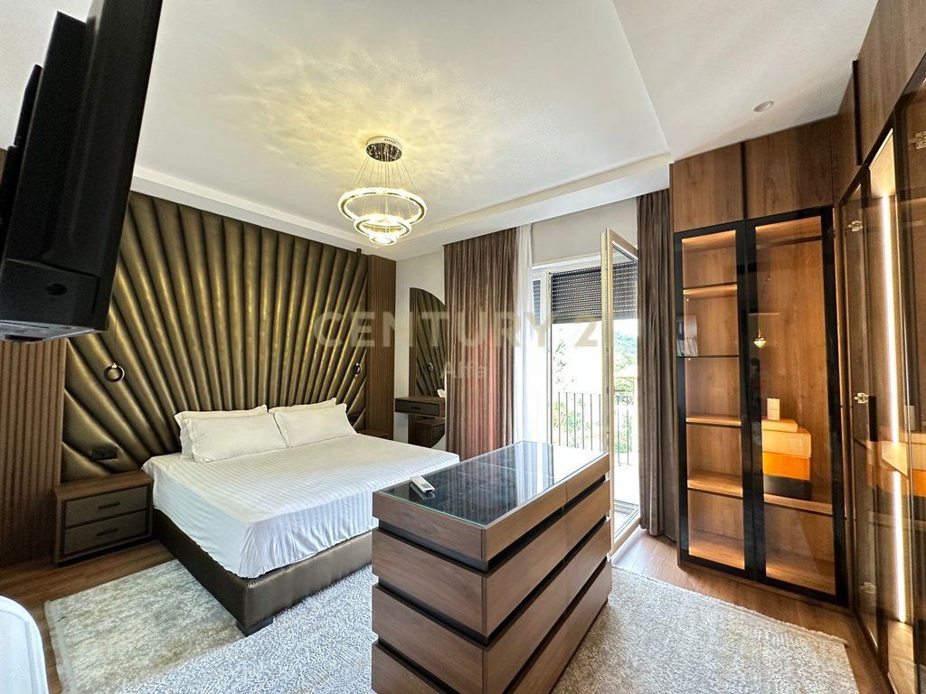 Apartament luksoz 2+1+Post Parkimi me qira prane Teg