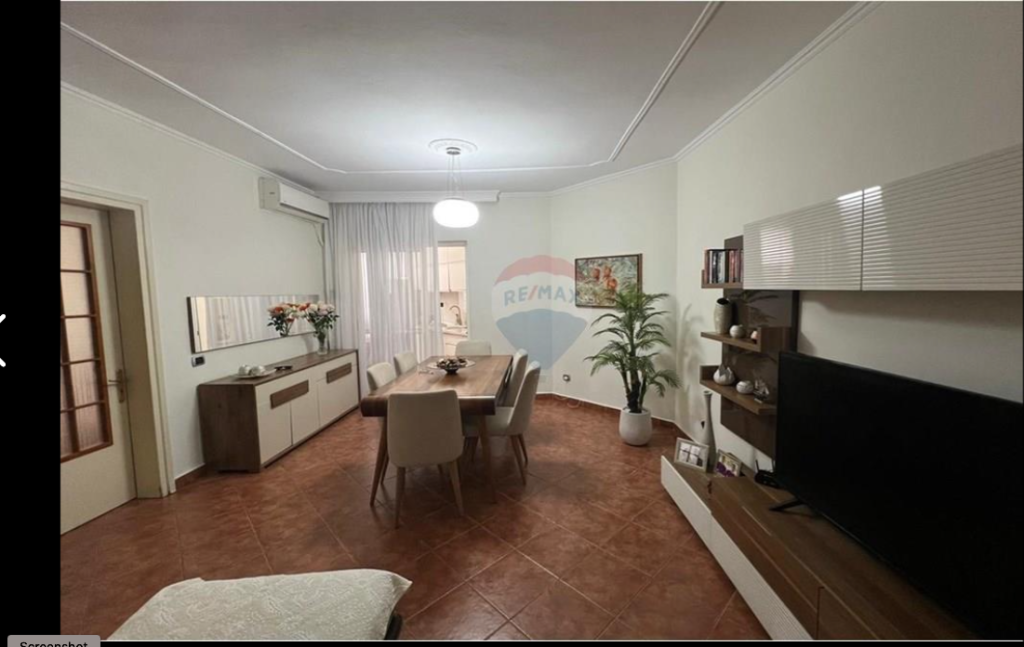 Appartamento in vendita 2+1 presso il Comune di Parigi