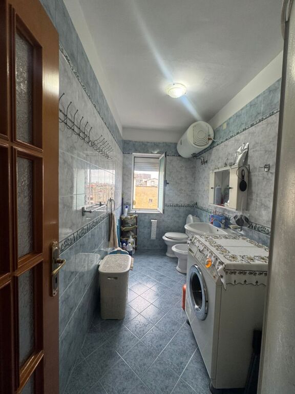 Ish Tregu Elektrik, apartament 2+1 per shitje