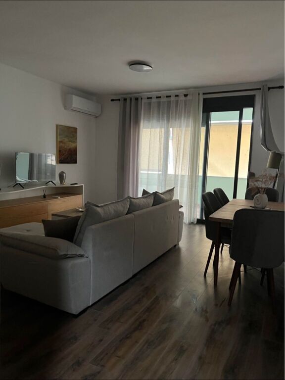 🔥Appartamento 3+1 in affitto a Komuna Parisit