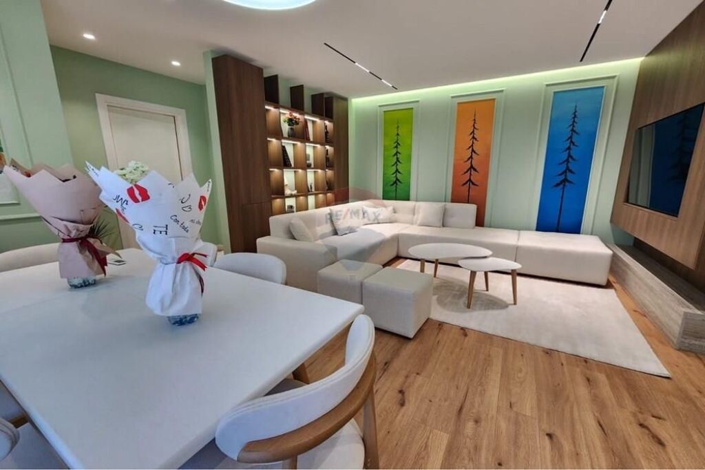 Super Apartament 2+1+P te Tirana Akses!