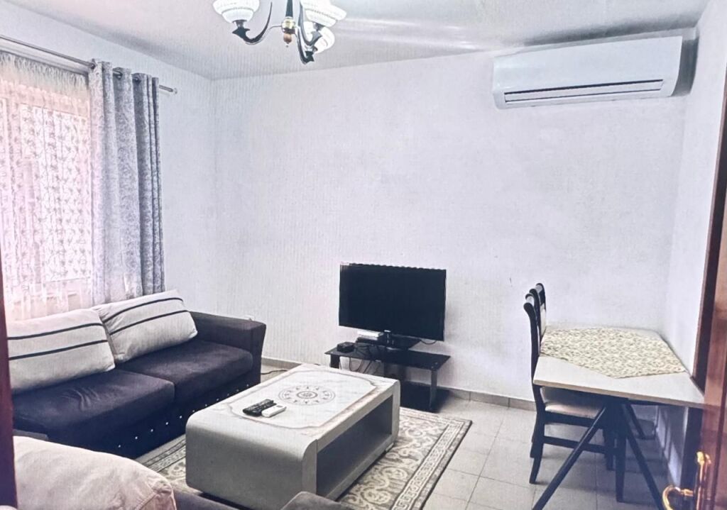 Private house 2+1 for rent in the Lapraka area, on Imzot Mark Sopi street