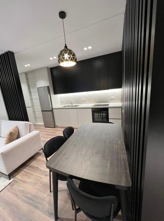 Apartament me qera te ish fusha Aviacionit 1+1