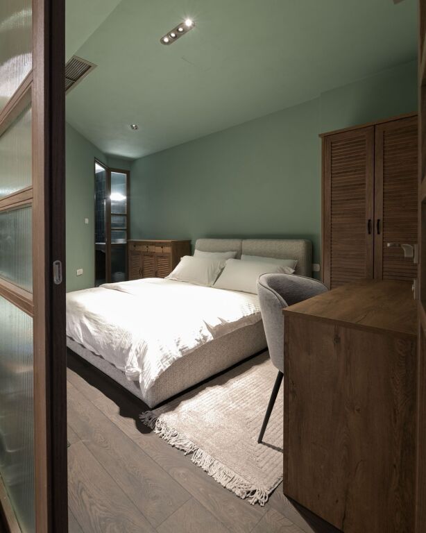 Apartament 1+1 plus parking me qera tek Tirana Garden Building