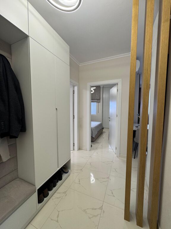 Affittasi 2+1 complesso Golden Park 3 60.000 leke