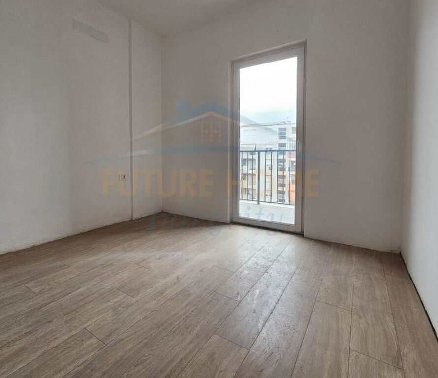 In vendita, Appartamento 2+1+2, Complesso Tirana Entry II, Tirana.