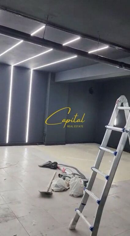 MAGAZINE ME QIRA 80 M2 ASTIR 50.000 LEKE