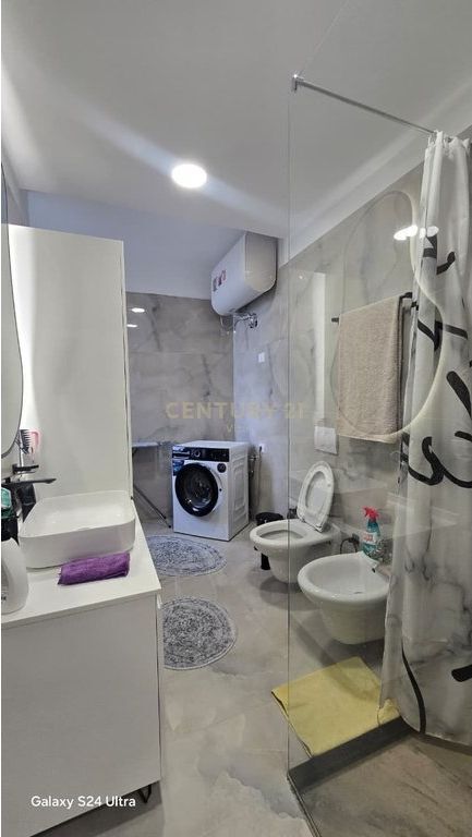 Apartament 1+1 në Shitje në Vijen e Parë me Pamje Deti, Shkëmbi i Kavajës, Durrës