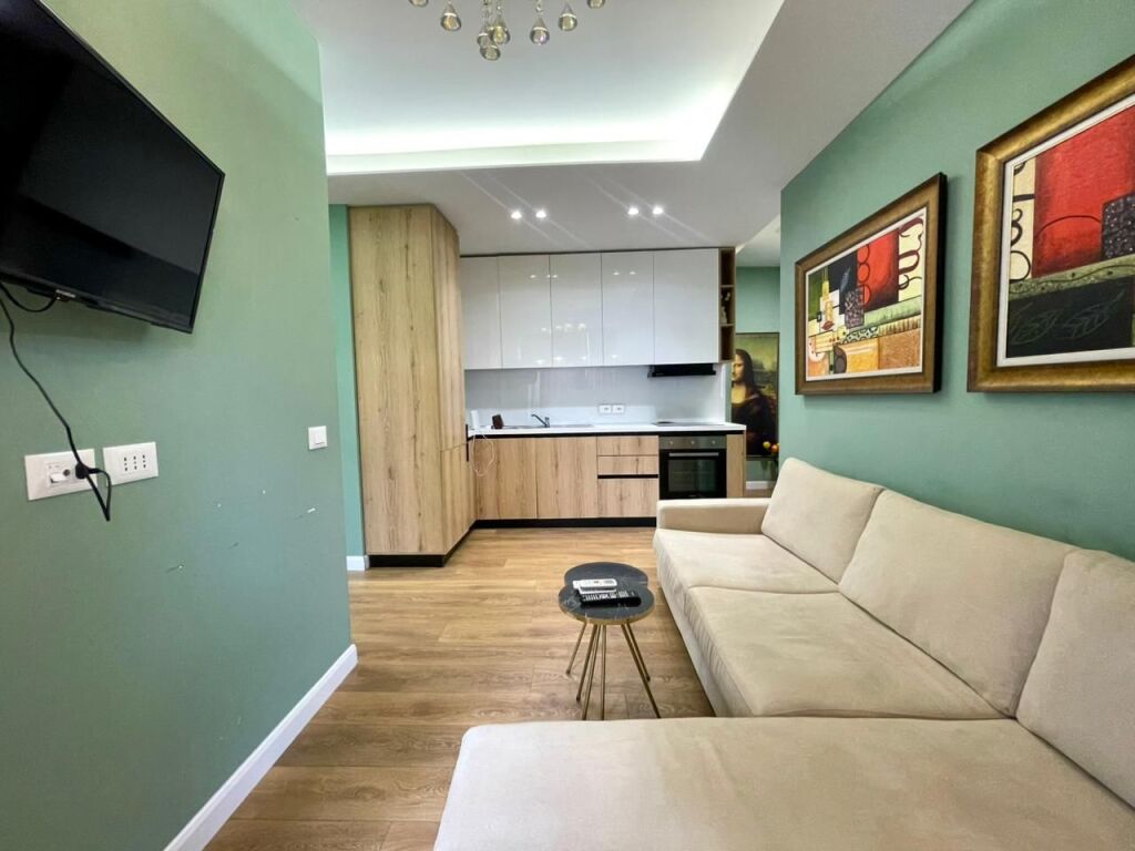 Jepet me qira apartament 2+1 tek shkolla  e baletiti