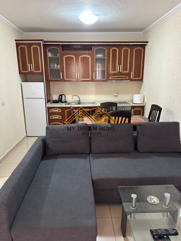 Apartament 1+1 Me Qira në Plazh Durrës!