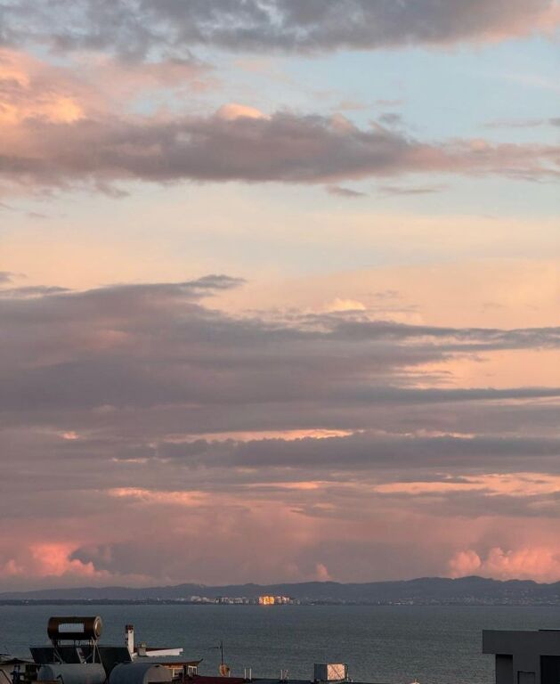 🏖️ APARTMENT FOR SALE WITH SEA VIEW – BEACH AREA (NEAR Pelican Cafe)