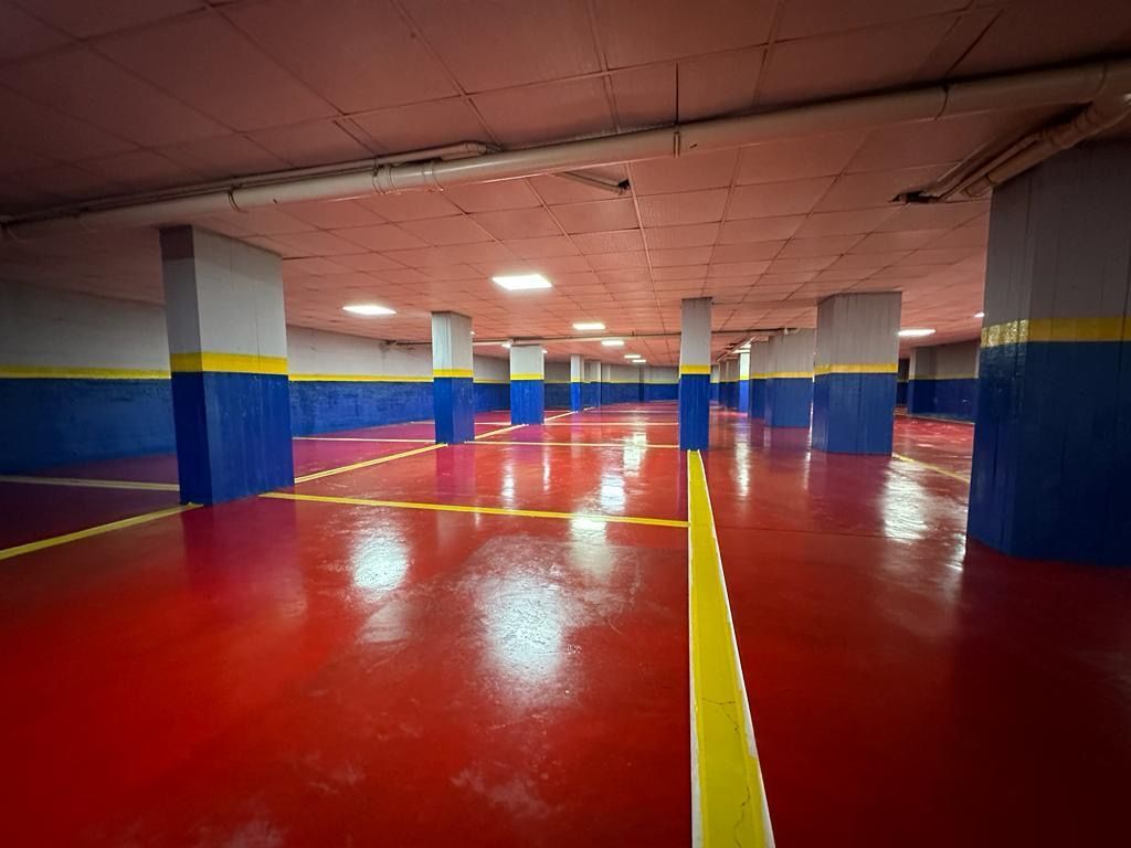 Jepet me Qera – Kati -1 (Garazh / Poste Parkimi) tek Rruga e Elbasanit, përballë Downtown One