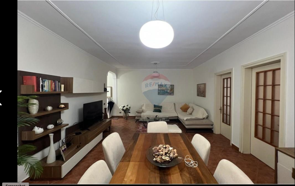 Appartamento in vendita 2+1 presso il Comune di Parigi