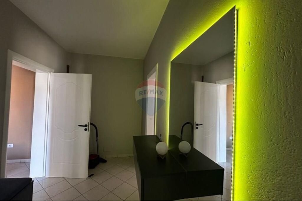 🏡 Appartamento 2+1 in Affitto – Via Hasan Kushta, Vlora