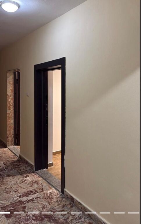 Apartment for office, at the criminal court train station, 800 euros