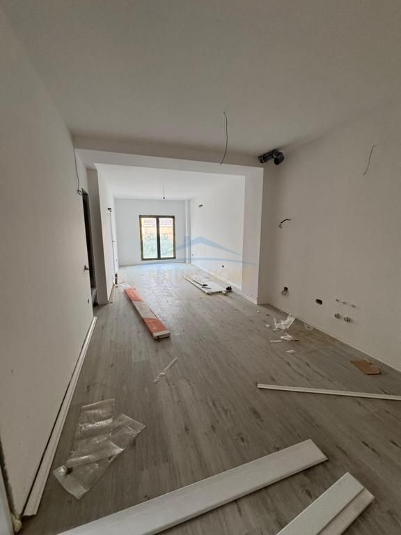 Rent, Business premises, Barricade Street