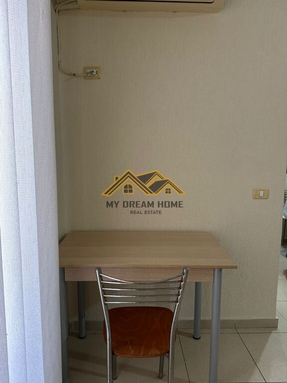 Apartament 1+1 Me Qira në Plazh Durrës!