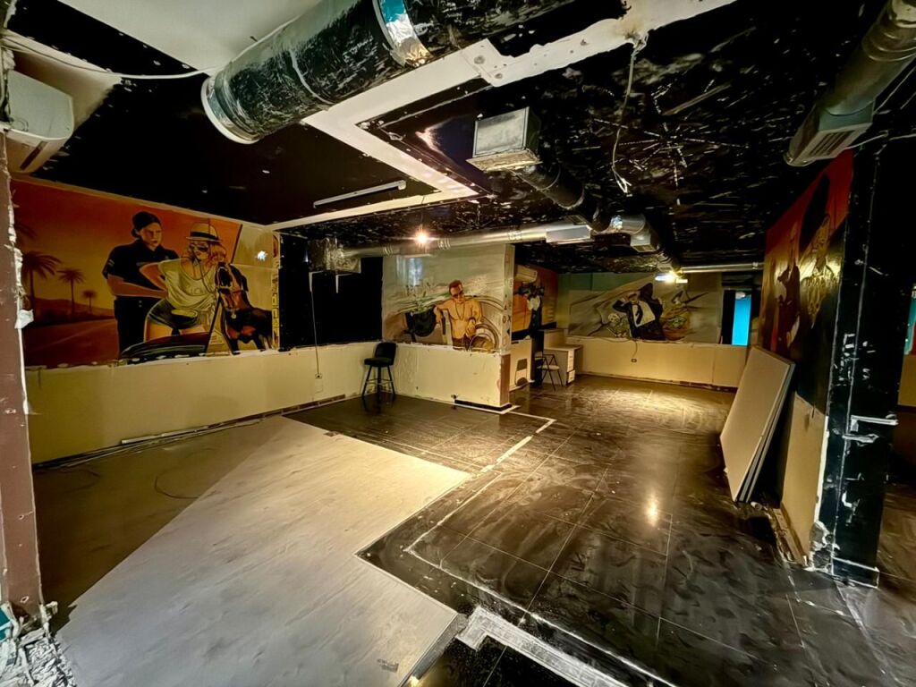 📣 QERA Ambient Biznesi (Bodrum) 📍 Myslym Shyri, Prane Karburant Kastratit ✨💶 Cmimi 1.000 Euro