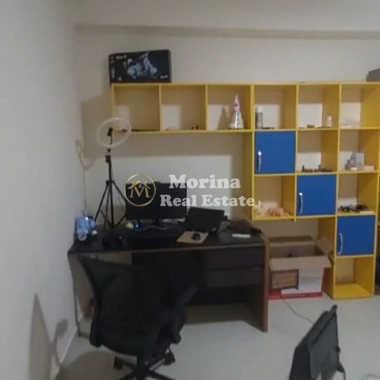 Qera | Apartament 2 + 1 | Materniteti i Ri | 550 €/muaj