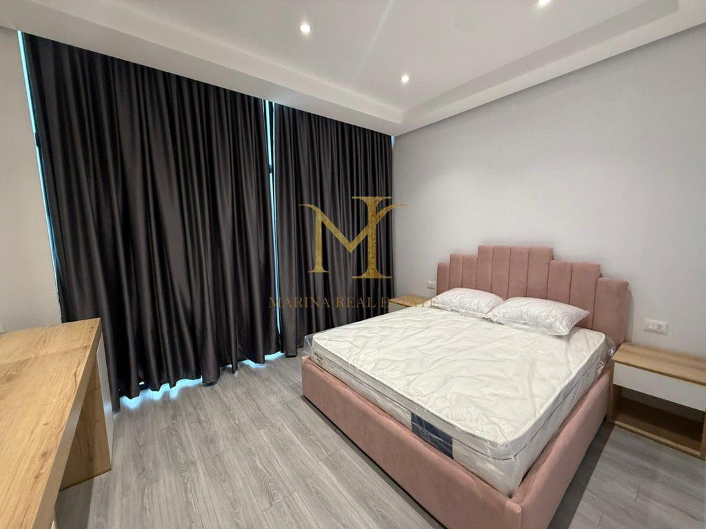 Mini Hotel 3-Katësh me 16 Dhoma + Bar-Kafe, pranë rrethrrotullimit në Plepa – 2,000 €/Muaj