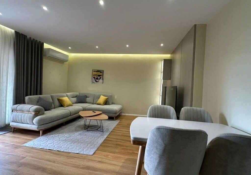 Appartamento 1+1 In Vendita in Via Kavaja, vicino al Centro di Tirana