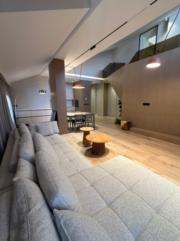 🏡 Duplex 3+1+2 + Parking 🅿️ for Rent | Kodra e Diellit