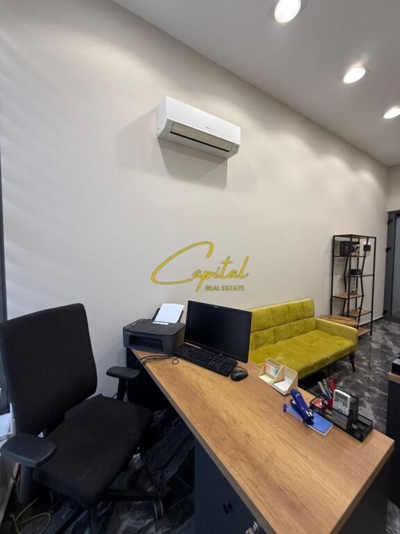 ZYRE ME QIRA 20 M2 TREGU CAM 40.000 LEKE