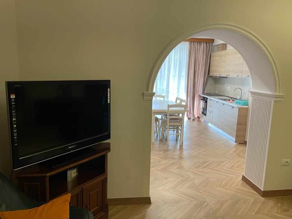 Affittasi appartamento 2+1 (Mozaiku Tirana)